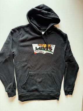 Levi's Black Hooded Sweatshirt with Graphic Logo